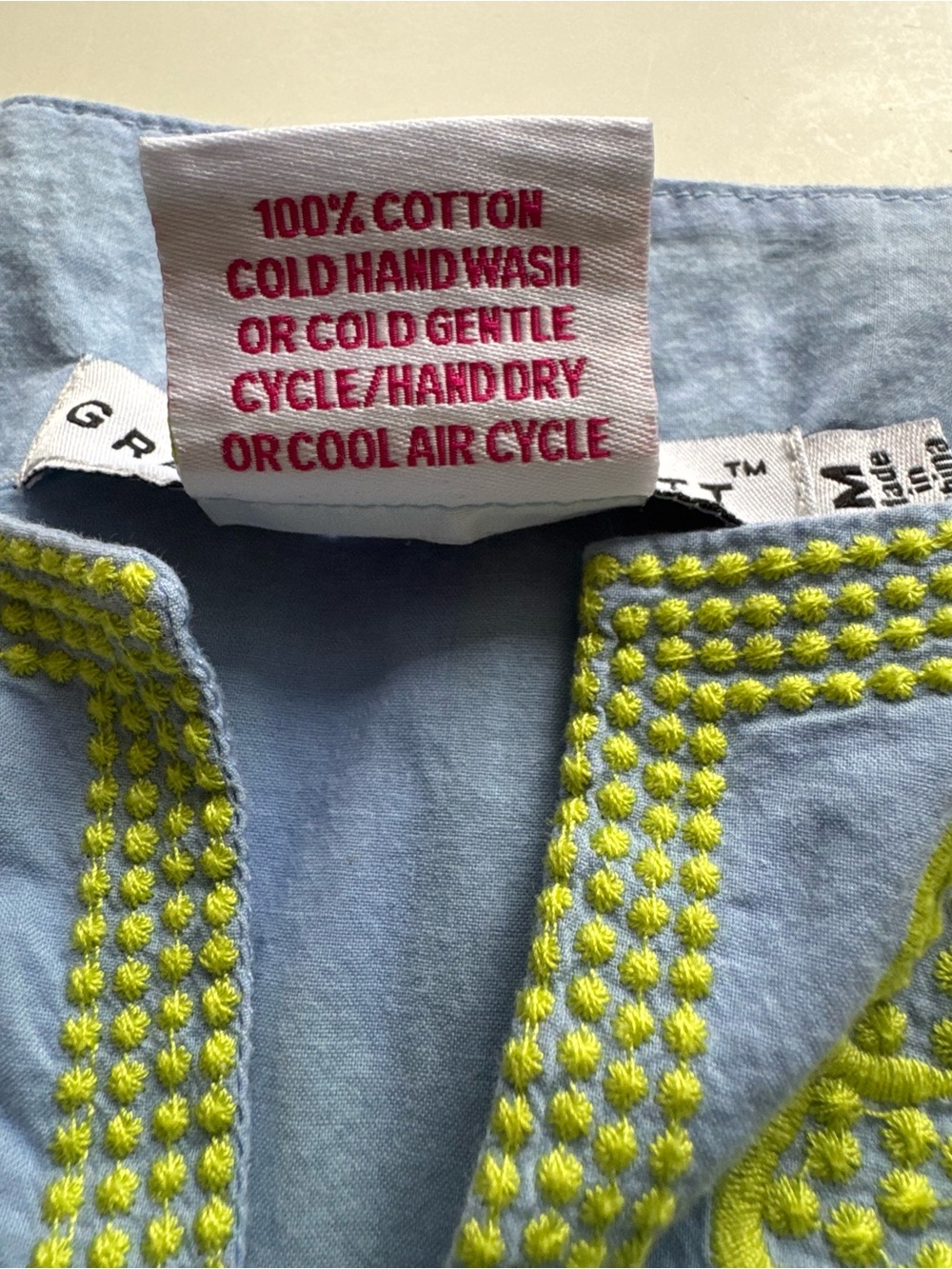 Gretchen Scott Women's Tank Shift Dress Light Blue with Lime Green Embroidery M - Picture 4 of 8
